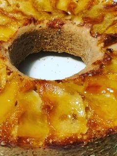 Una foto de Torta de manzana invertida (con aceite, fácil y económica!!)