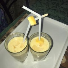 A picture of Mango shake.