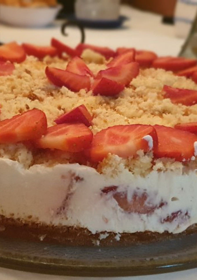 Una foto de Tarta de queso con fresas