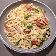 A picture of Sauteed Udon.