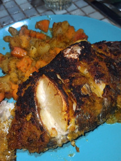 Una foto de Dorada al horno con piña y limón