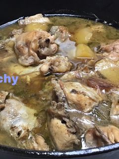 Una foto de Pollo en salsa de almendras casera al Brandy de Jerez