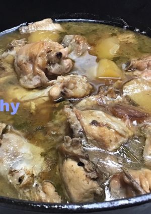 Una foto de Pollo en salsa de almendras casera al Brandy de Jerez