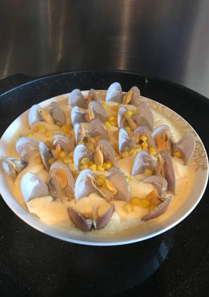 A picture of Steamed egg with clams.