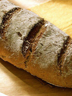 Una foto de Cómo hacer pan de espelta tradicional, receta paso a paso
