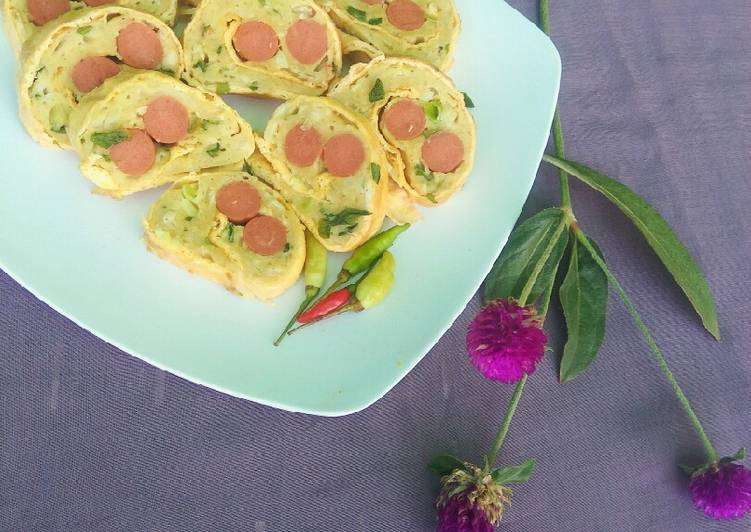 RolaTUS (Rolade Udang Tahu Sosis)