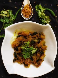 कद्दू की खट्टी-मीठी सब्जी(kaddu ki khutti mithi sabzi recipe in hindi) रेसिपी मुख्य फोटो