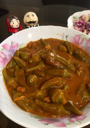 عکسی از دستور خورشت بامیه بدون گوشت(گیاهی)☘️☘️☘️🌱🌱🌱