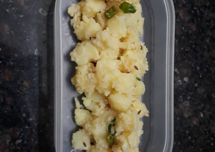 Step-by-Step Guide to Prepare Perfect Potatoes Vrat bhaji