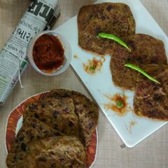 A picture of Square Minty Potato-Onion Parathas (From Potato-Onion Sabji).