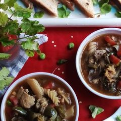 Chicken pasta with green vegetable soup A picture of Chicken pasta with green vegetable soup.