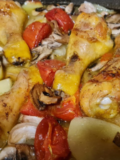 Una foto de Muslitos de pollo al horno
