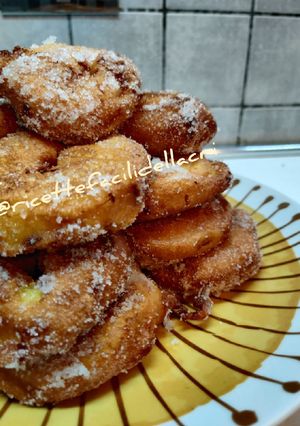 A picture of Superb Apple Fritters.