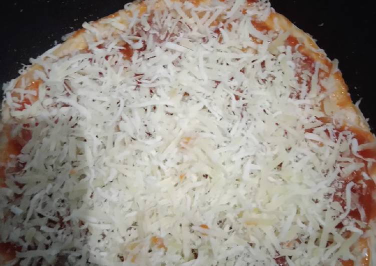 Cara Gampang Menyiapkan Pizza Teflon Endeus yang Sempurna