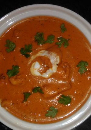 A picture of Butter chicken.