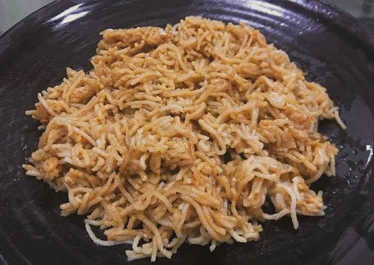 Garlic Noodle (Mie bawang putih dan keju)