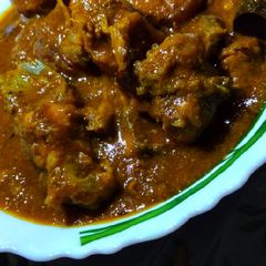 A picture of Chicken Cinnamon.