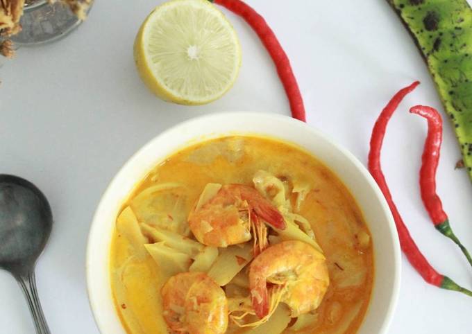 Bagaimana Menyiapkan Rebung Udang Santan yang Bisa Manjain Lidah
