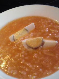 Una foto de Sopa de pescado y arroz