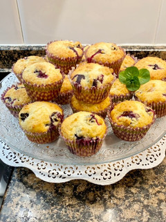 Una foto de Muffins de requesón y arándanos