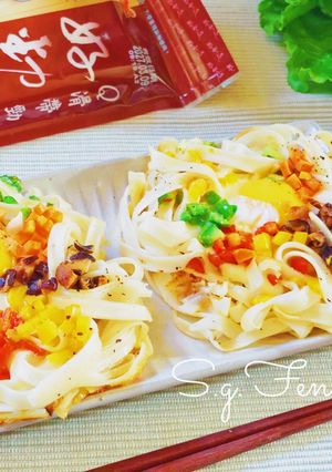 彩虹月見寬麵煎 的食譜成品照片
