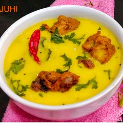 A picture of Kadhi /Punjabi Kadhi Pakora.