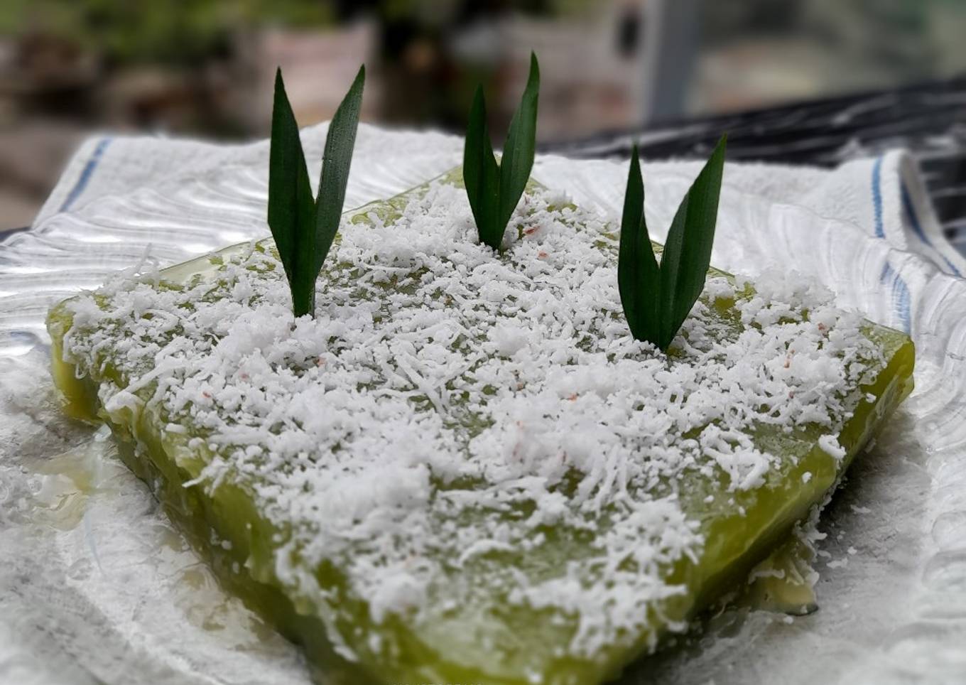 #354. Kue Yet Yet Pandan