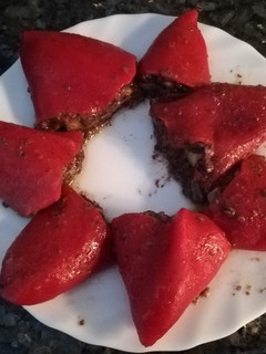 Una foto de Pimientos del piquillo rellenos de morcilla