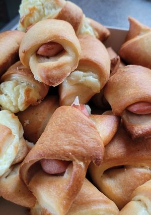 Φωτογραφία της συνταγής Τυροπιτάκια και λουκανικοπιτάκια νοστιμιά