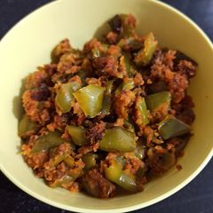 A picture of Capcicum dry sabzi.