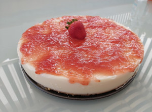 Foto principal de Tarta de queso philadelphia con mermelada de fresas🍓🍓