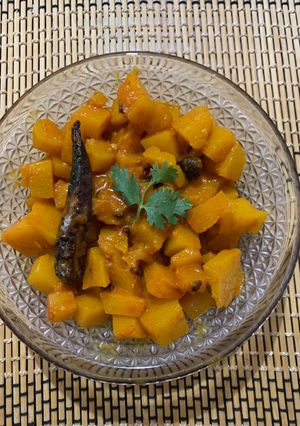 A picture of Ambal.