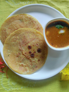 પૂરણપોળી અને આમટી રેસીપી મુખ્ય ફોટો