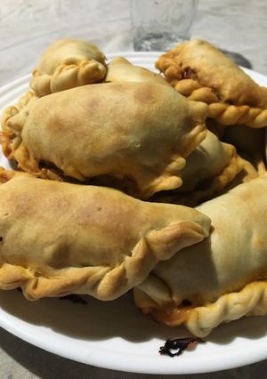 Una foto de Empanadas: relleno y masa! 🤙🏻