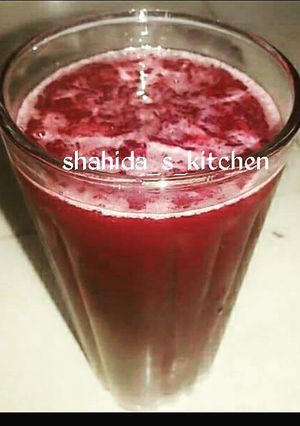 A picture of Hibiscus drink.