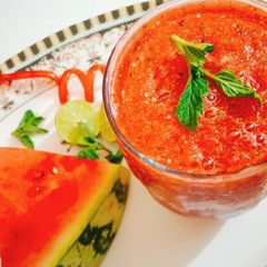A picture of Watermelon mojito.