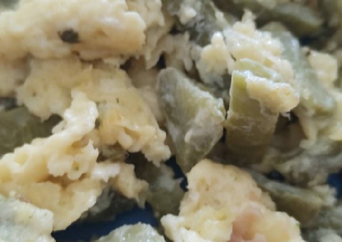 Huevo revuelto con Nopales