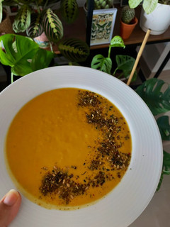 Una foto de Gazpacho de melocotón