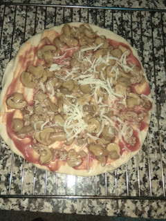 Una foto de Pizza vegetal a mi manera