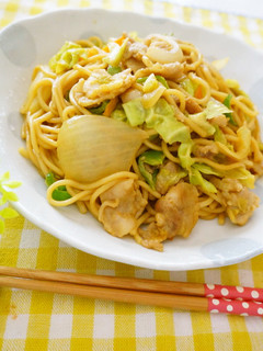 A picture of Curry Yakisoba.
