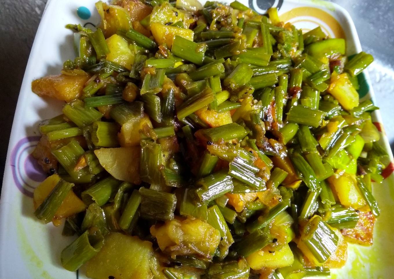 Spring onion and mix vegetable fry