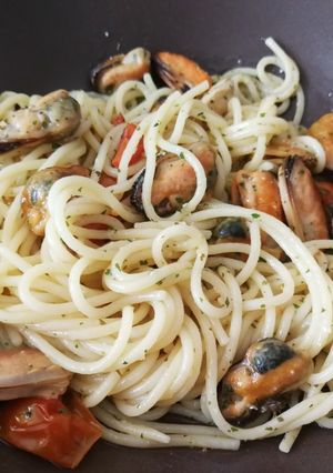 Foto principal de Spaghetti alle cozze. (Spaghetti con mejillones)