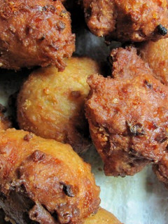 A picture of AlishaLucky's Ugly Balls (Corn and Cheese Fritters).