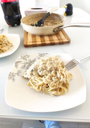 Una foto de Fideos con salsa de pollo