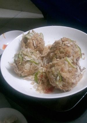 Hình của món Nem bánh tráng bình định.