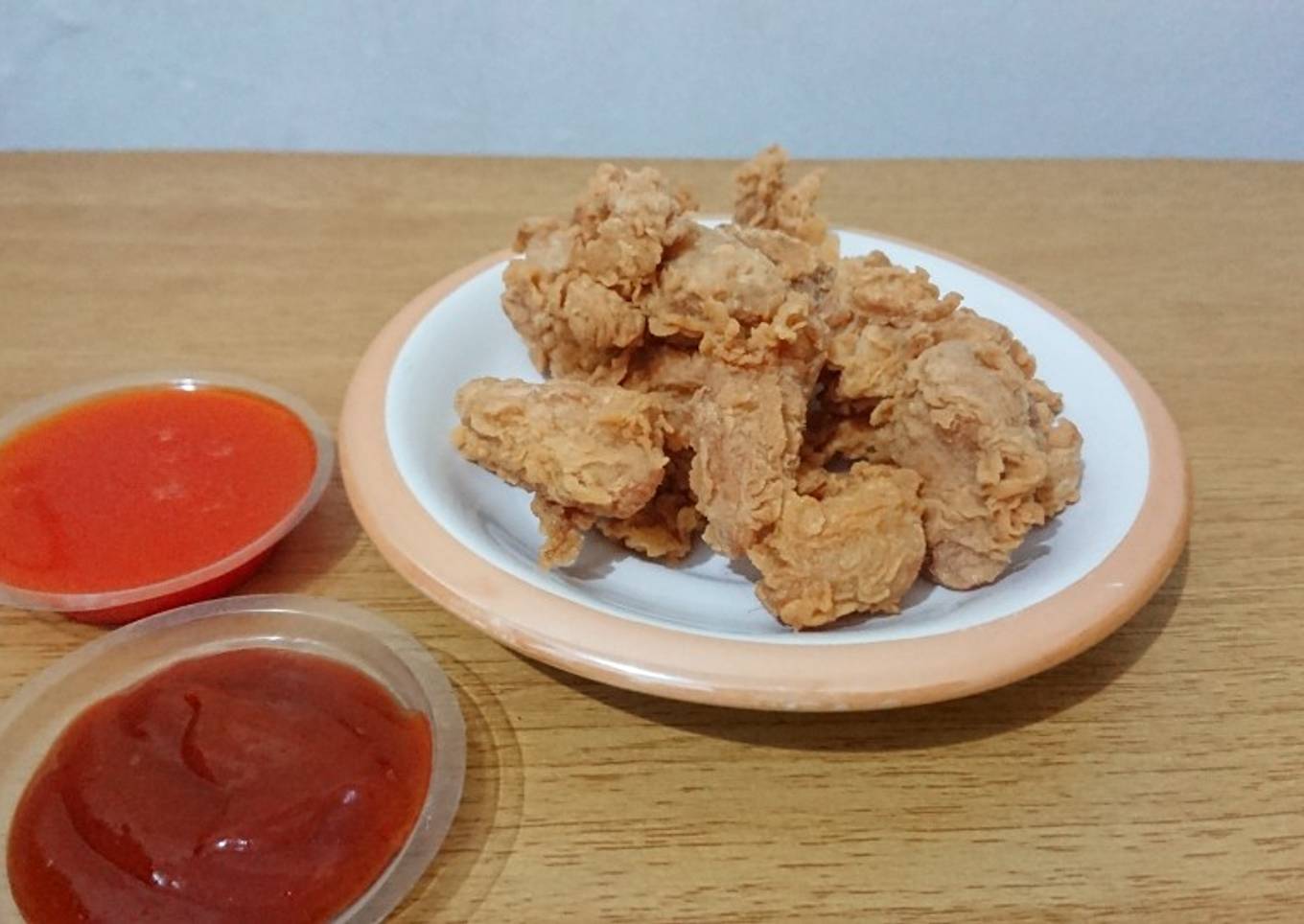 Chicken Pop with Fire and Cheese Sauce