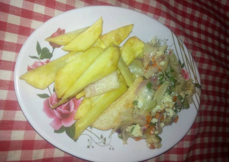 Recipe of Ultimate Fried sweet potatoes with egg sauce