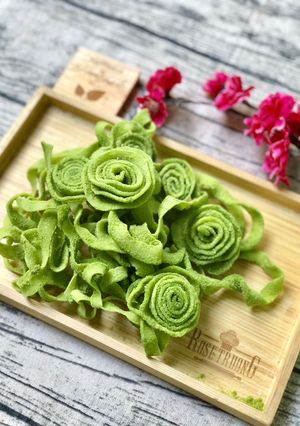 A picture of Green Tea Coconut Candy.