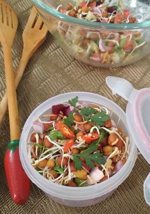 A picture of Black gram sprout salad.