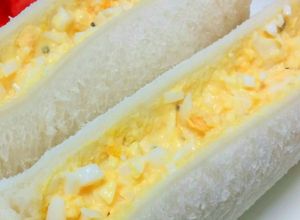 Foto resep Egg sandwich lembut untuk sarapan pagi
